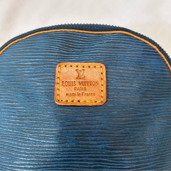 Vintage Louis Vuitton Cosmetic Pouch Leather Blue - Picture 5 of 7